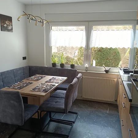 Vakantiehuis Idyllischer Ferienbungalow In Ruhiger Lage Mit Pool Und Grossen Garten Rastenberg